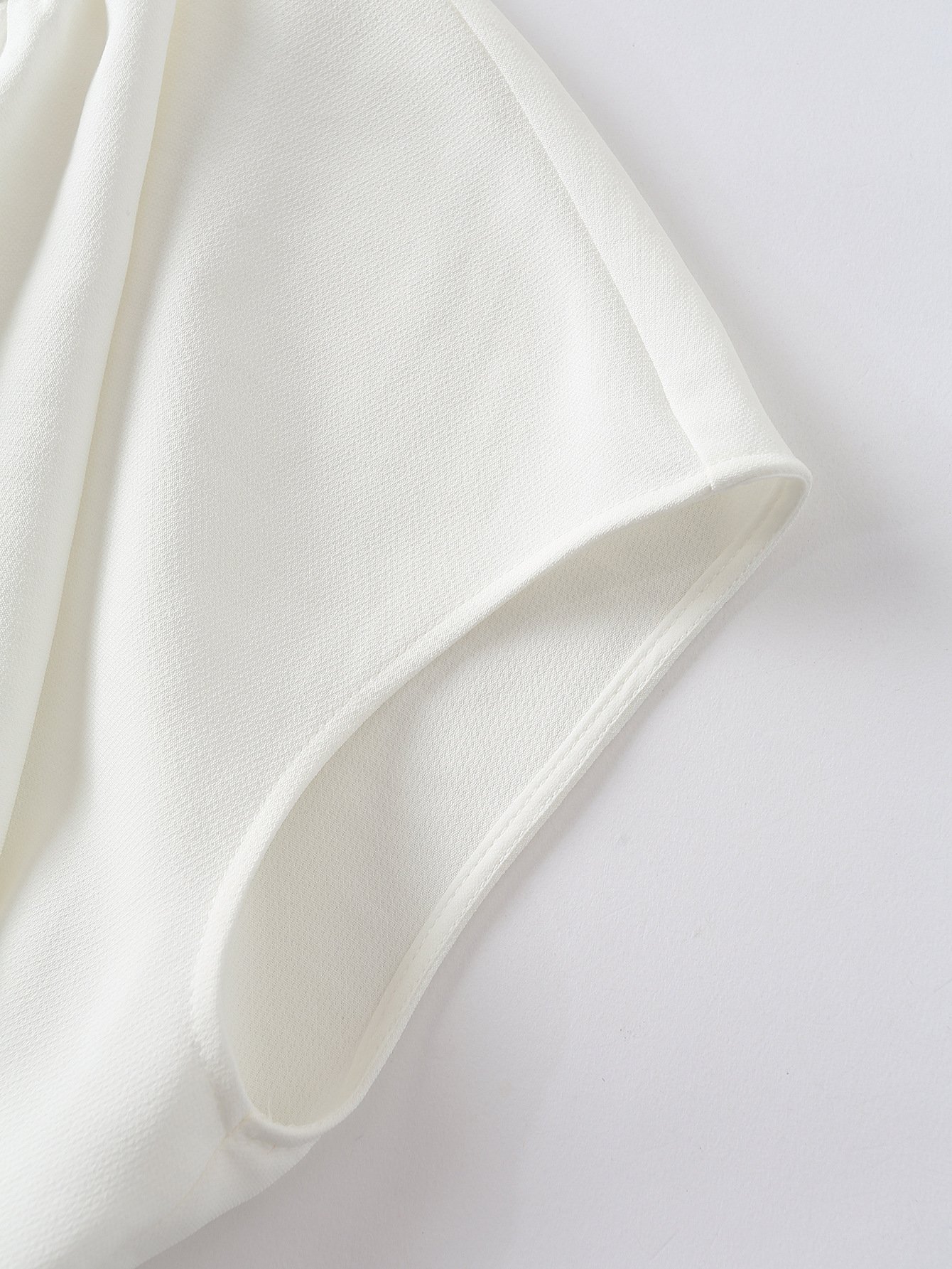 La Papillon Lola — Robe V-neck avec Ceinture - Image 3