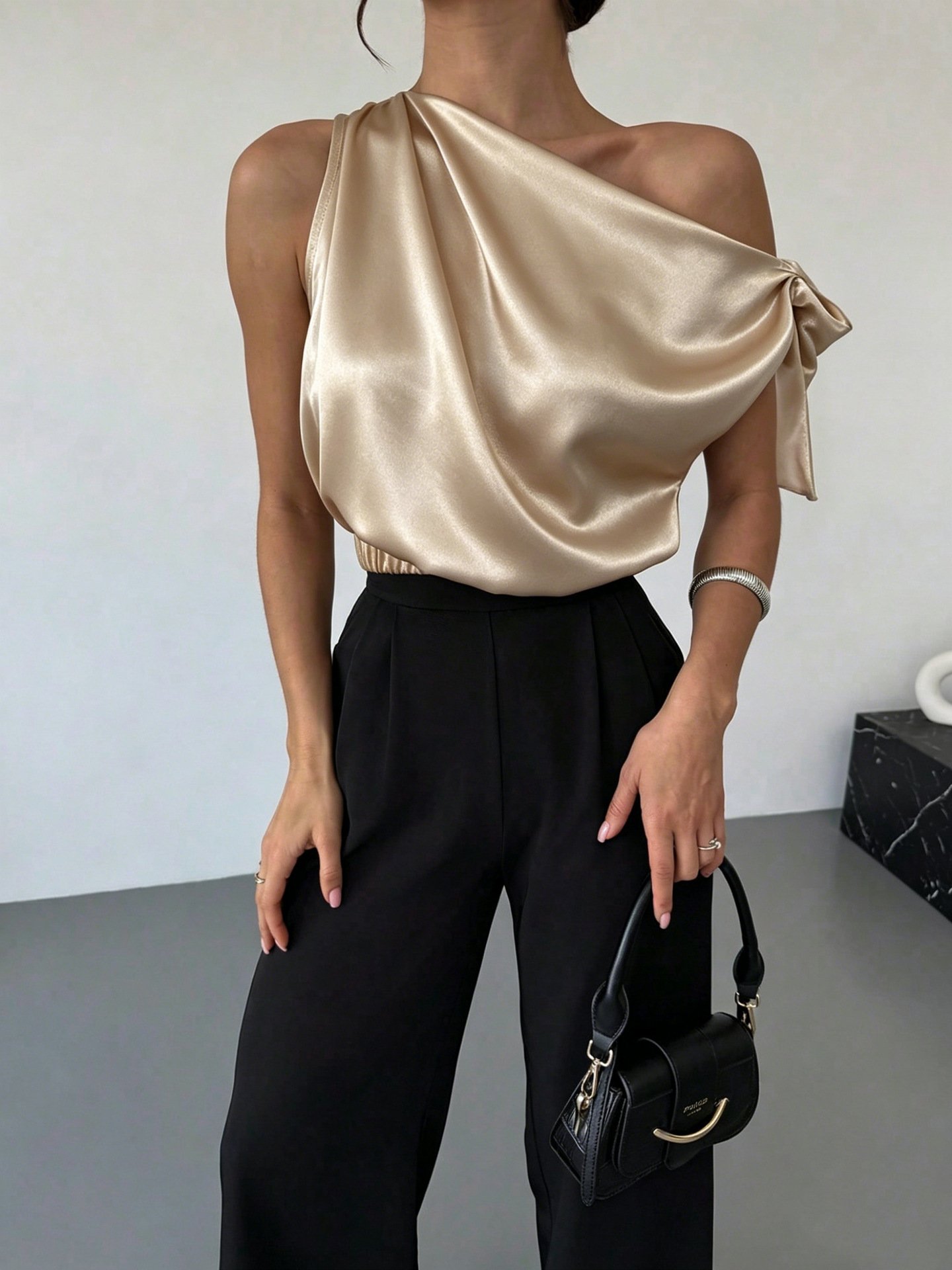 La Capucine-Pivoine — Blouse Satin Épaules Nues - Image 5